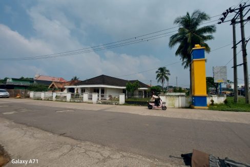 DIJUAL RUMAH HALAMAN LUAS MAYOR ZEN PALEMBANG (0,2)