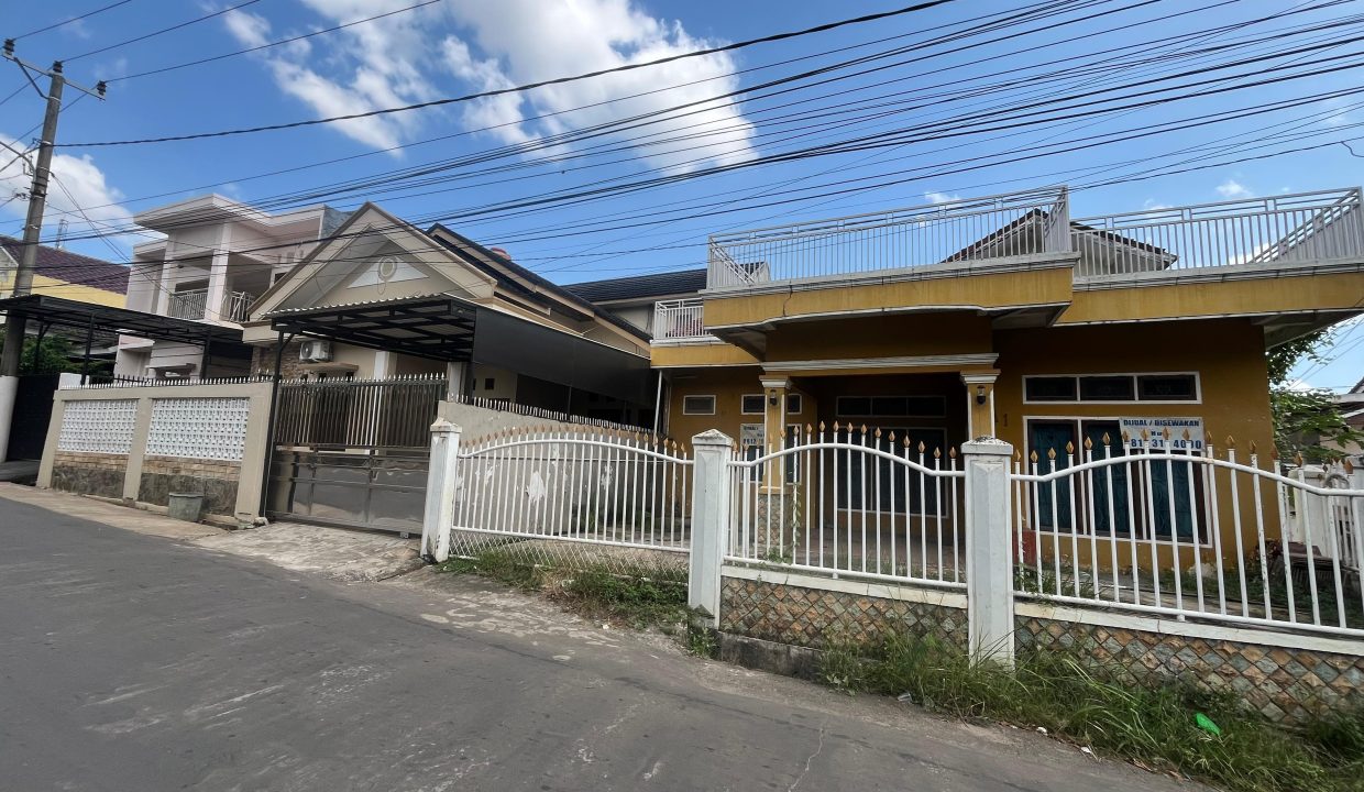 DIJUAL RUMAH KOMPLEK NASKAH INDAH PALEMBANG (2)