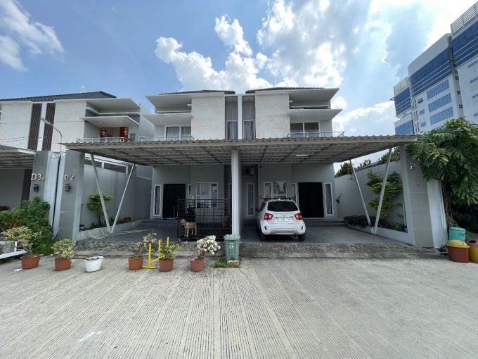DIJUAL RUMAH SMART HOME THE ROYAL RESORT PALEMBANG (1)