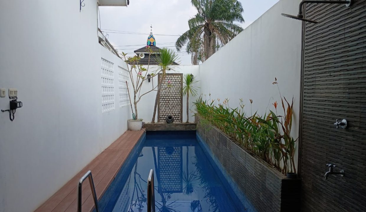 DIJUAL RUMAH VILLA CEMERLANG JAYA