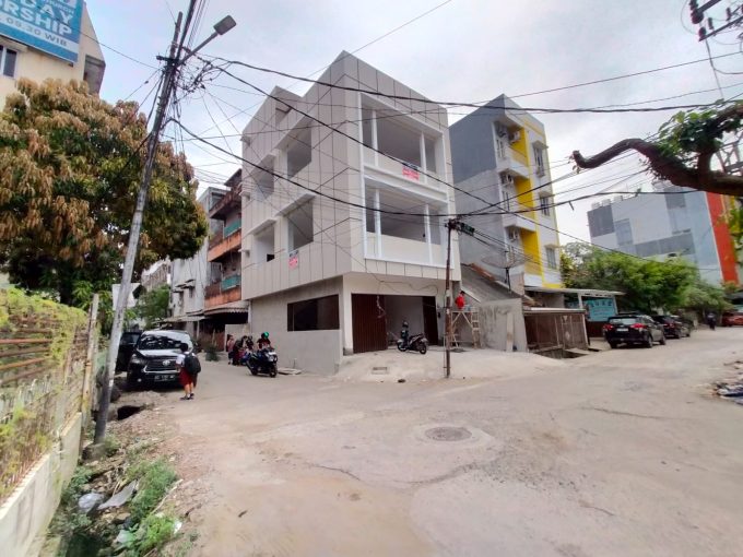 SEWA RUKO BARU JALAN RUPIT BELAKANG HOTEL IBIS PALEMBANG