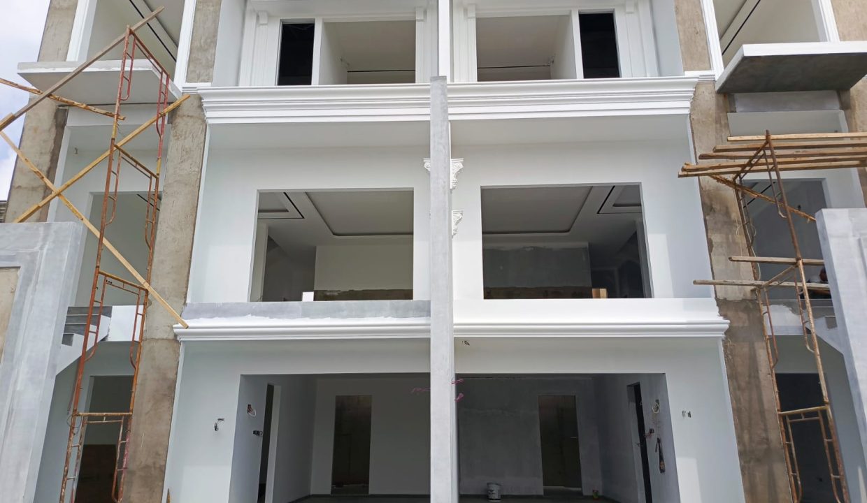 DIJUAL RUMAH EXCLUSIVE CLUSTER SOMERSET SEKIP PALEMBANG (0,3)