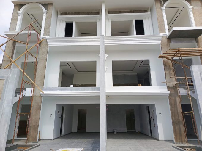 DIJUAL RUMAH EXCLUSIVE CLUSTER SOMERSET SEKIP PALEMBANG (0,3)