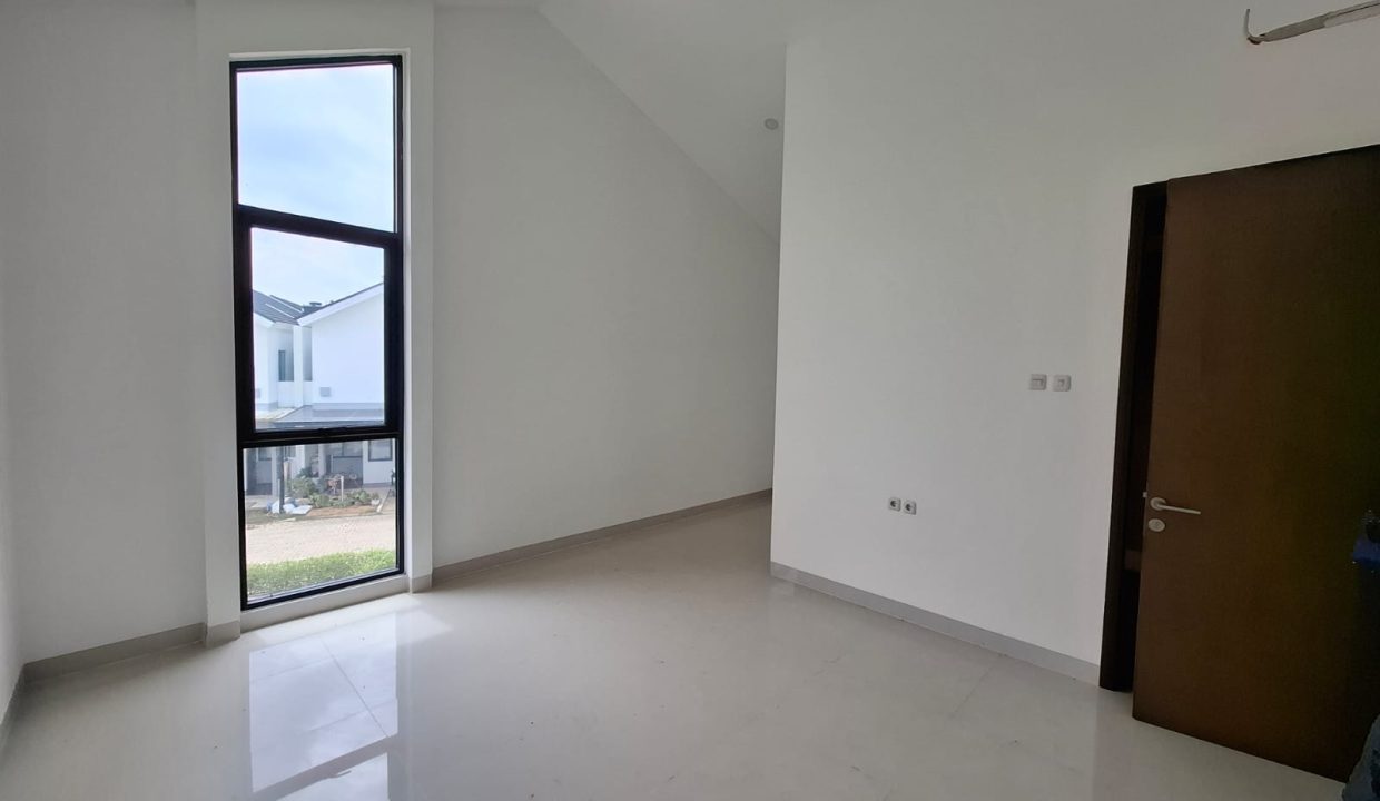 DIJUAL RUMAH FLORISTA GARDEN KM 7 PALEMBANG (11)