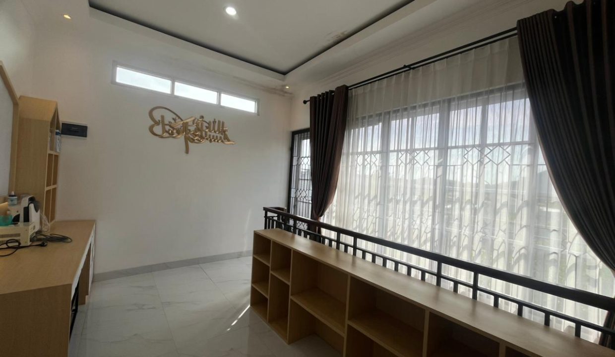DIJUAL RUMAH FULL FURNISH CITRA GRAND CITY PALEMBANG (16)