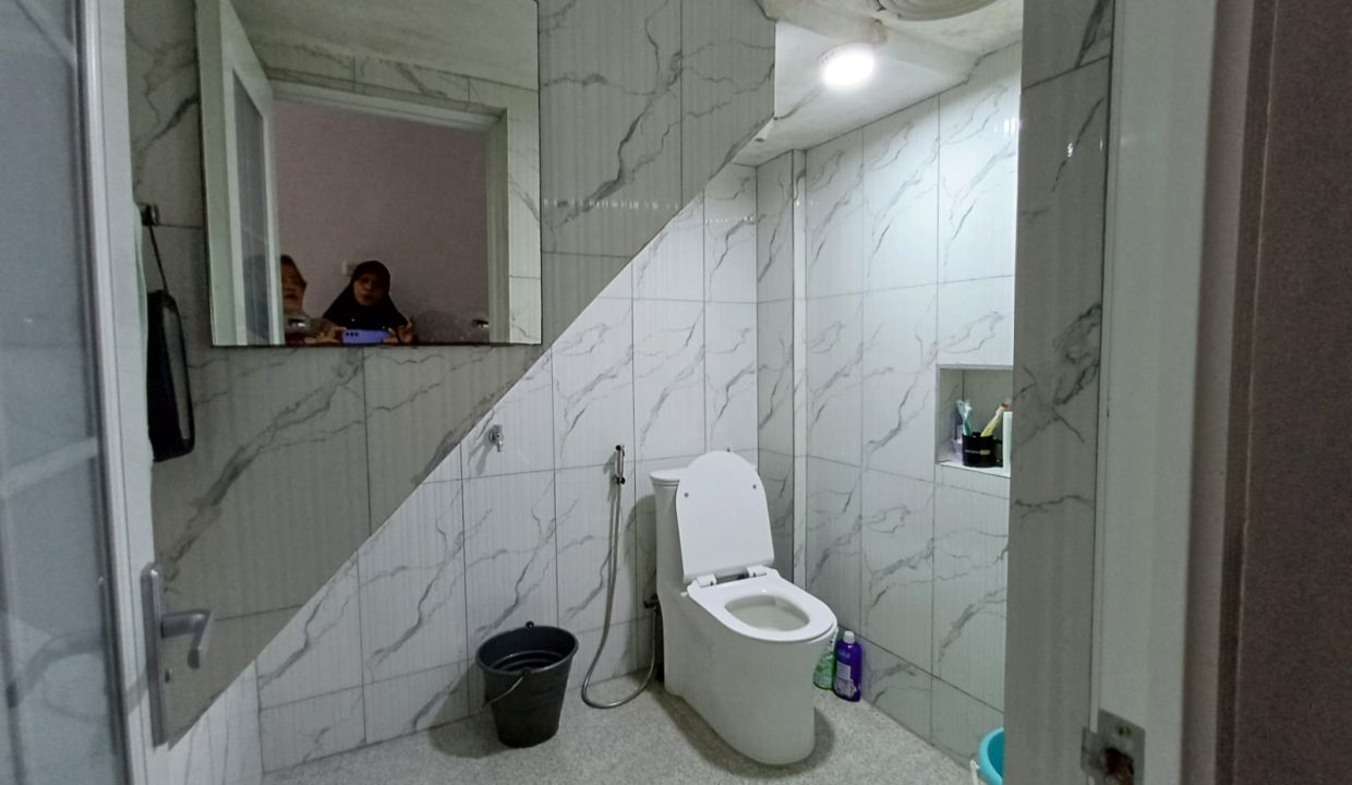 DIJUAL RUMAH GRAHA MASTURAH JALAN MP MANGKUNEGARA PALEMBANG (9)