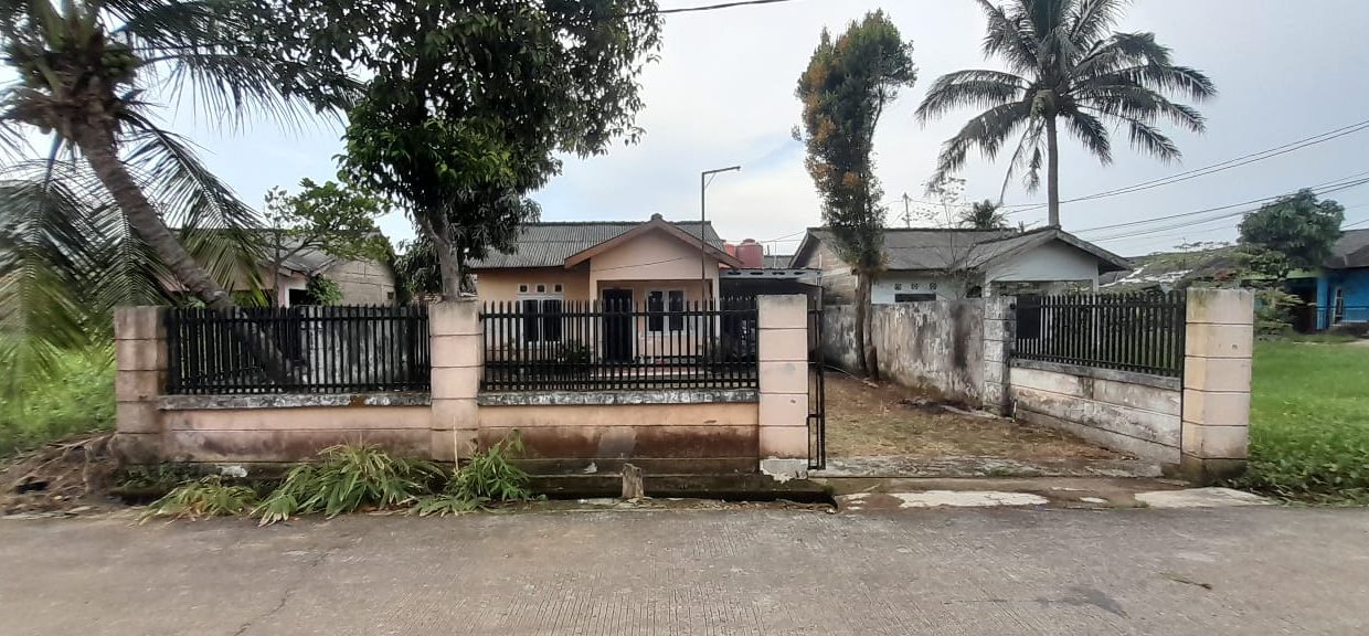 DIJUAL RUMAH HALAMAN LUAS KENTEN PALEMBANG (1)