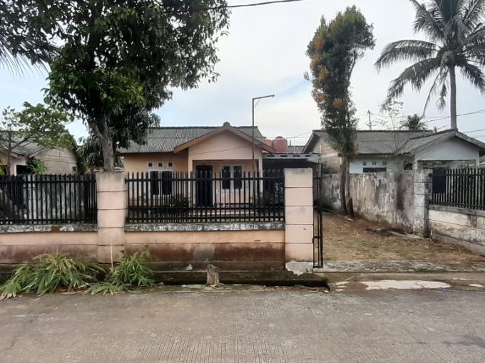 DIJUAL RUMAH HALAMAN LUAS BUMI SANINAGE KENTEN PALEMBANG
