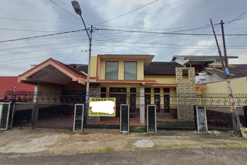 DIJUAL RUMAH KOMPLEK WAYHITAM PALEMBANG (0,4)