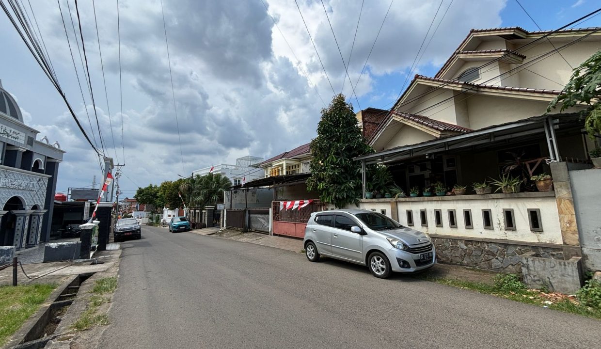 DIJUAL RUMAH LOROK PAKJO JALAN SWADAYA PALEMBANG (1)