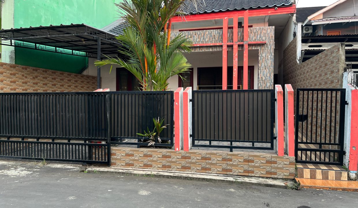 DIJUAL RUMAH TAMAN OGAN PERMAI JAKABARING PALEMBANG (1)