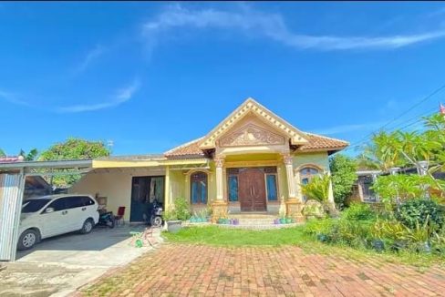DIJUAL RUMAH HALAMAN LUAS PERUMNAS TALANG KELAPA PALEMBANG (1)