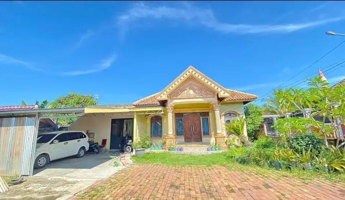 DIJUAL RUMAH HALAMAN LUAS PERUMNAS TALANG KELAPA PALEMBANG
