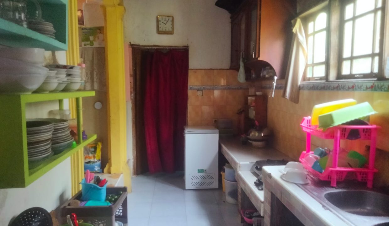 DIJUAL RUMAH HALAMAN LUAS PERUMNAS TALANG KELAPA PALEMBANG (10)