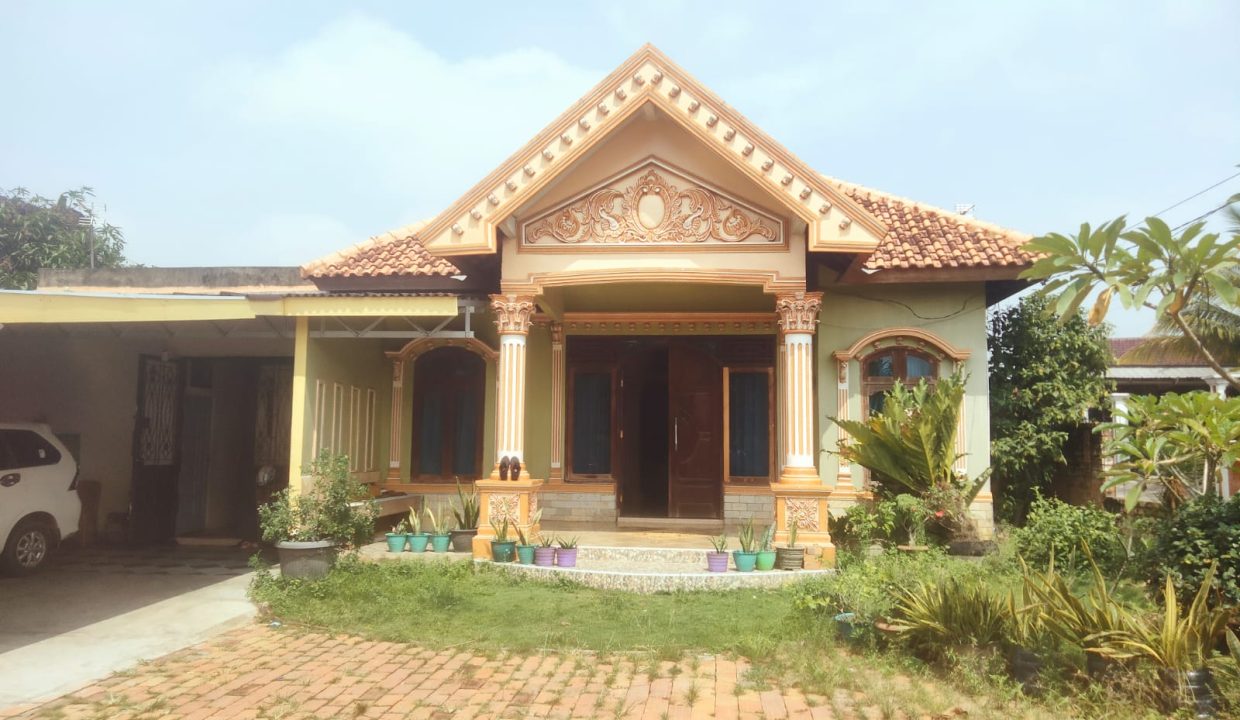 DIJUAL RUMAH HALAMAN LUAS PERUMNAS TALANG KELAPA PALEMBANG (1,5)