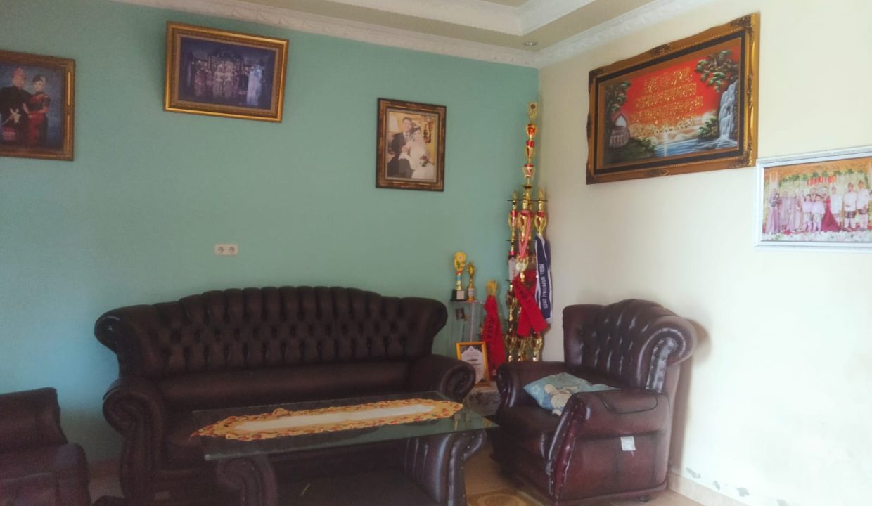 DIJUAL RUMAH HALAMAN LUAS PERUMNAS TALANG KELAPA PALEMBANG (4)