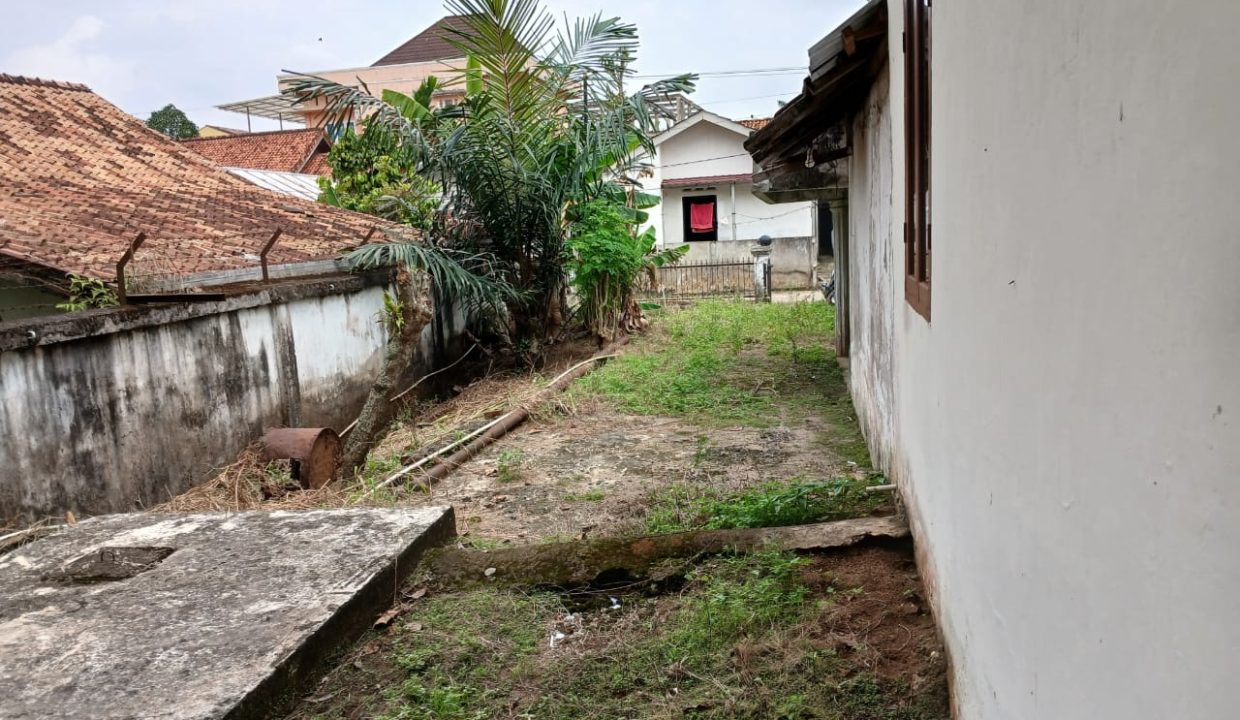 DIJUAL RUMAH KEBUN BUNGA PALEMBANG (10)