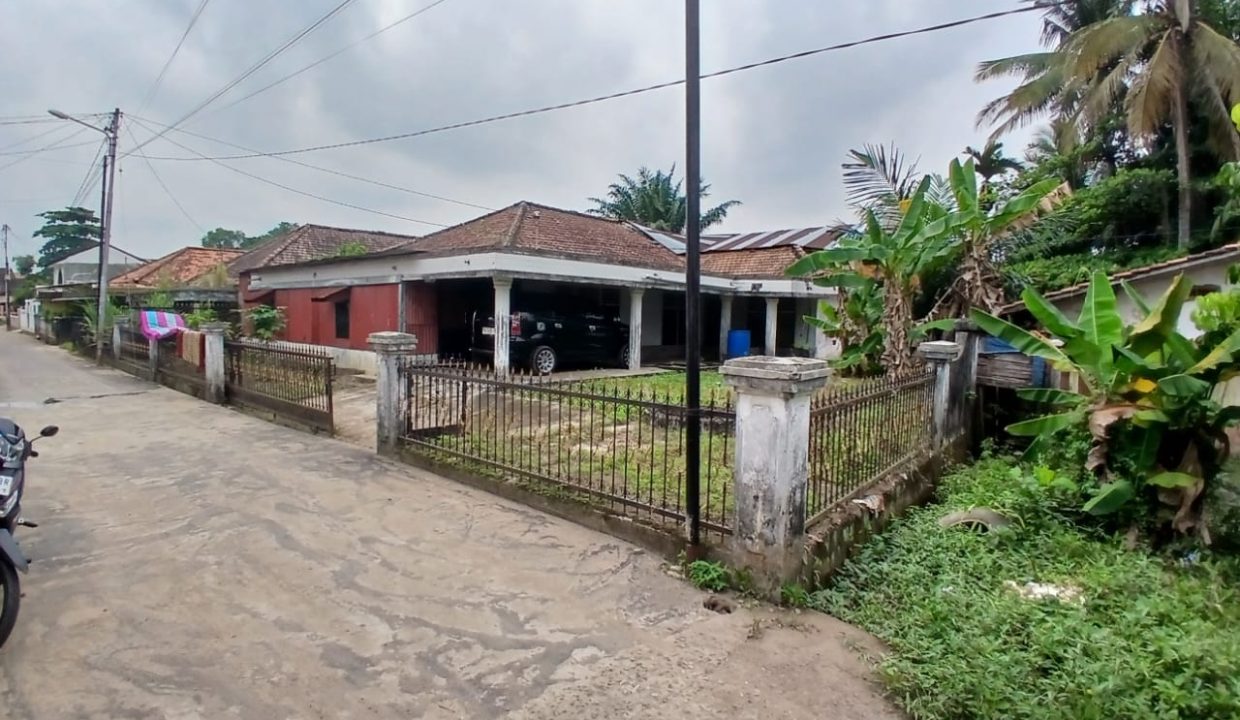 DIJUAL RUMAH KEBUN BUNGA PALEMBANG (3)