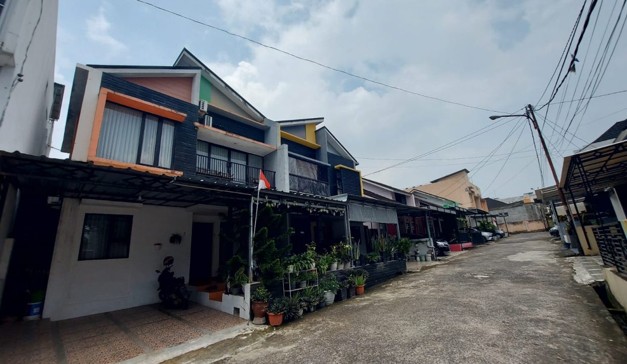 DIJUAL RUMAH PERUM BERLIAN RESIDENCE SUKABANGUN PALEMBANG (2)