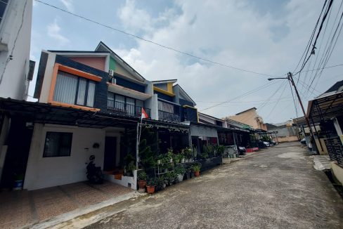 DIJUAL RUMAH PERUM BERLIAN RESIDENCE SUKABANGUN PALEMBANG (2)
