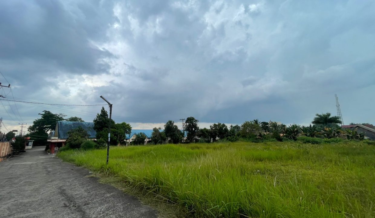 SEWA TANAH KOLONEL BURLIAN KM 8 PALEMBANG Cocok Buat Lapangan Padel (2)