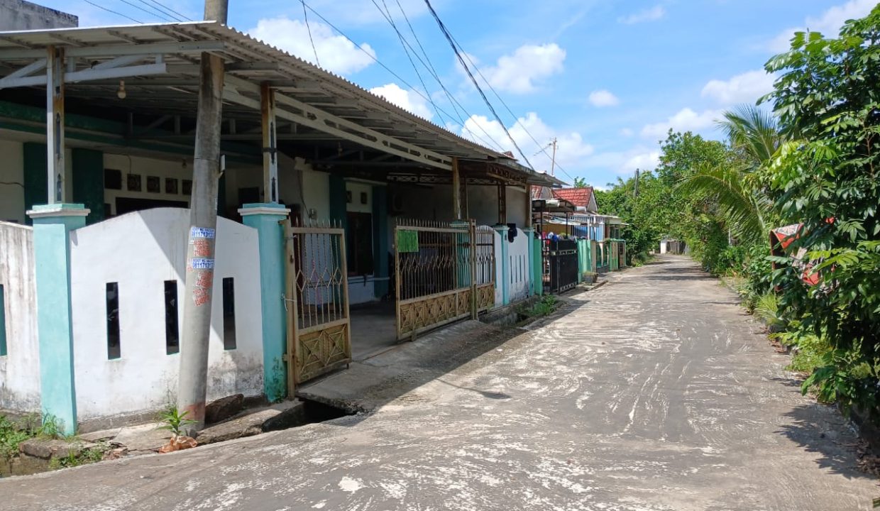 DIJUAL RUMAH HOOK KENCANA DAMAI KENTEN PALEMBANG (1,6)
