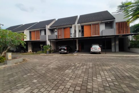 DIJUAL RUMAH LR ZURIAH LYON HOUSE PALEMBANG (1)