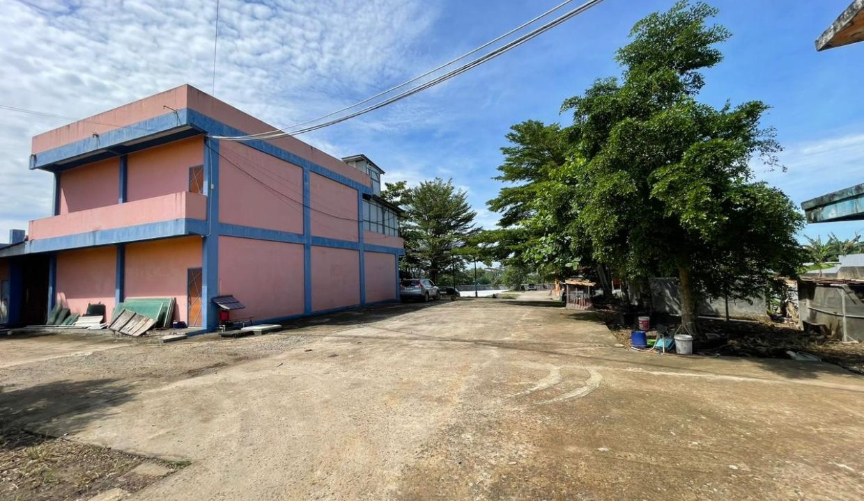 DIJUAL TANAH PLUS GUDANG DAN BANGUNAN JALAN IRIGASI PALEMBANG (8)