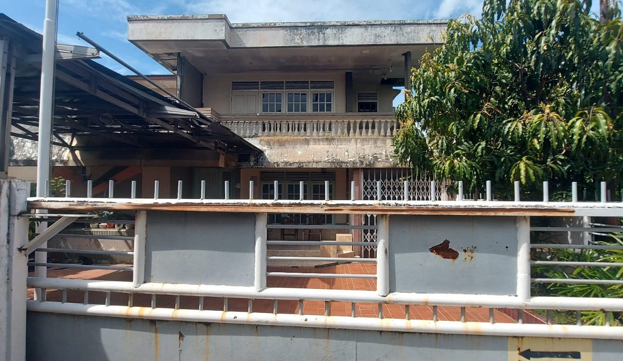 DIJUAL RUMAH JALAN NATUNA 200 METER KE JALAN KAPTEN A RIVAI PALEMBANG (1)