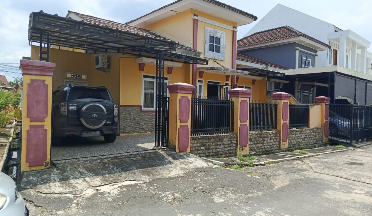 DIJUAL RUMAH KOMPLEK PINASTRY KM 12 PALEMBANG (2)