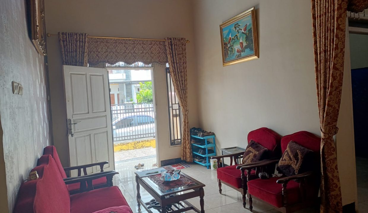 DIJUAL RUMAH KOMPLEK PINASTRY KM 12 PALEMBANG (4)