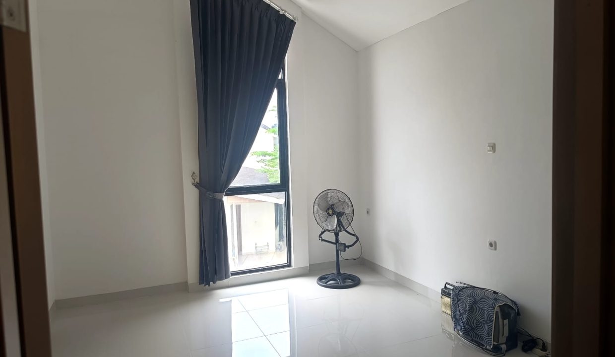 RUMAH FLORISTA GARDEN KM 7 PALEMBANG (8)