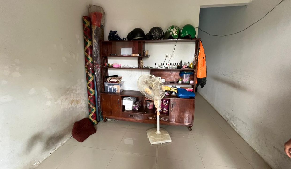 DIJUAL BEDENG 5 PINTU KOMPLEK YKPI PAKJO PALEMBANG (6)