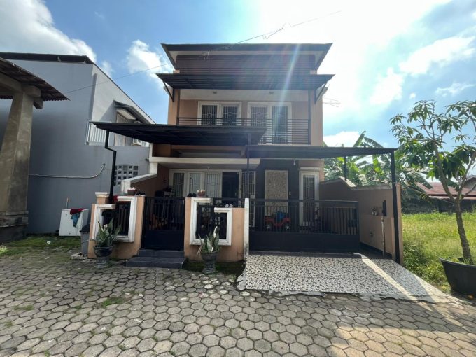 DIJUAL TOWNHOUSE SEMI FURNISH GRIYA KINTAMANI CELENTANG PALEMBANG