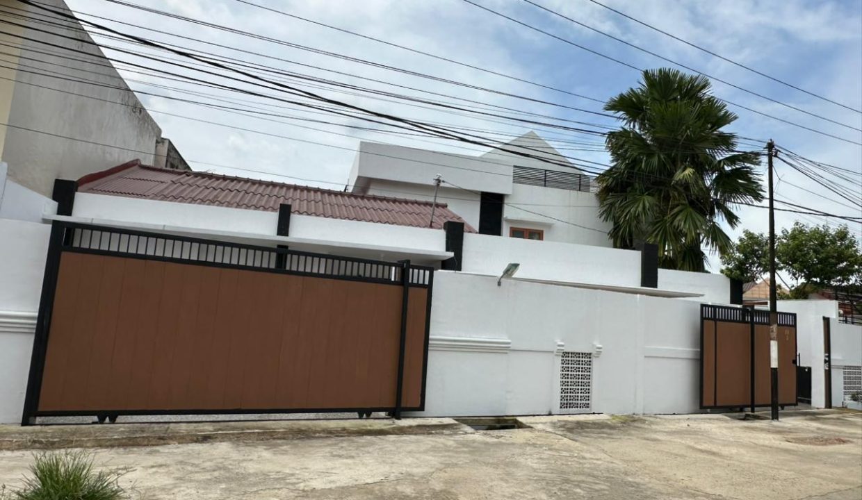 DIJUAL RUMAH HOOK KENTEN LAUT PALEMBANG(1)