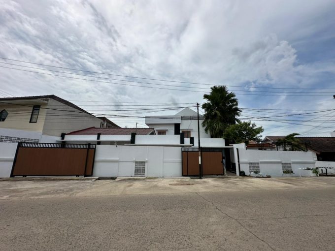 DIJUAL RUMAH HOOK GRIYA DAMAI INDAH KENTEN LAUT PALEMBANG