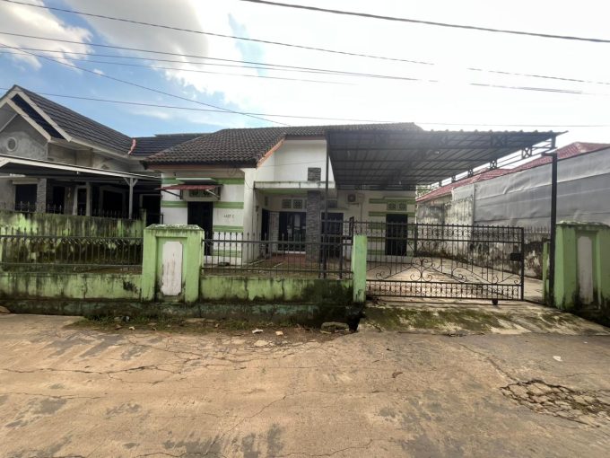 DIJUAL RUMAH TENGAH KOTA JALAN MACAN KUMBANG PALEMBANG