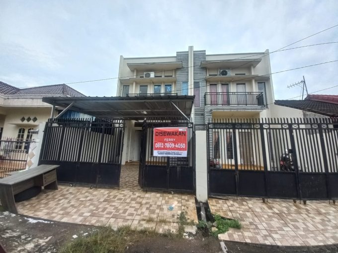 SEWA RUMAH KOMPLEK TIRTA LESTARI SEBERANG PARAMOUNT KENTEN PALEMBANG
