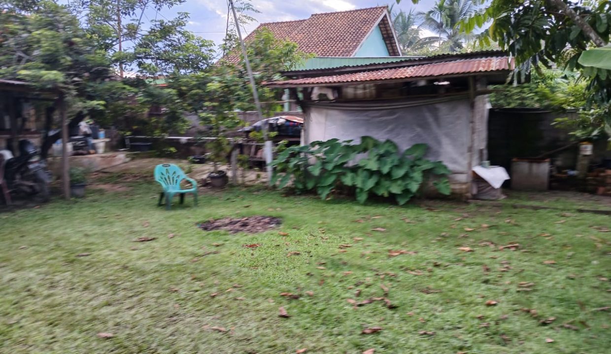 DIJUAL TANAH BONUS RUMAH HALAMAN LUAS KM 14 SRIGADING BANYUASING (1,7)