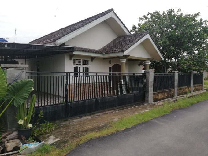 DIJUAL RUMAH JALAN BUNGUR METRO LAMPUNG (0,8)