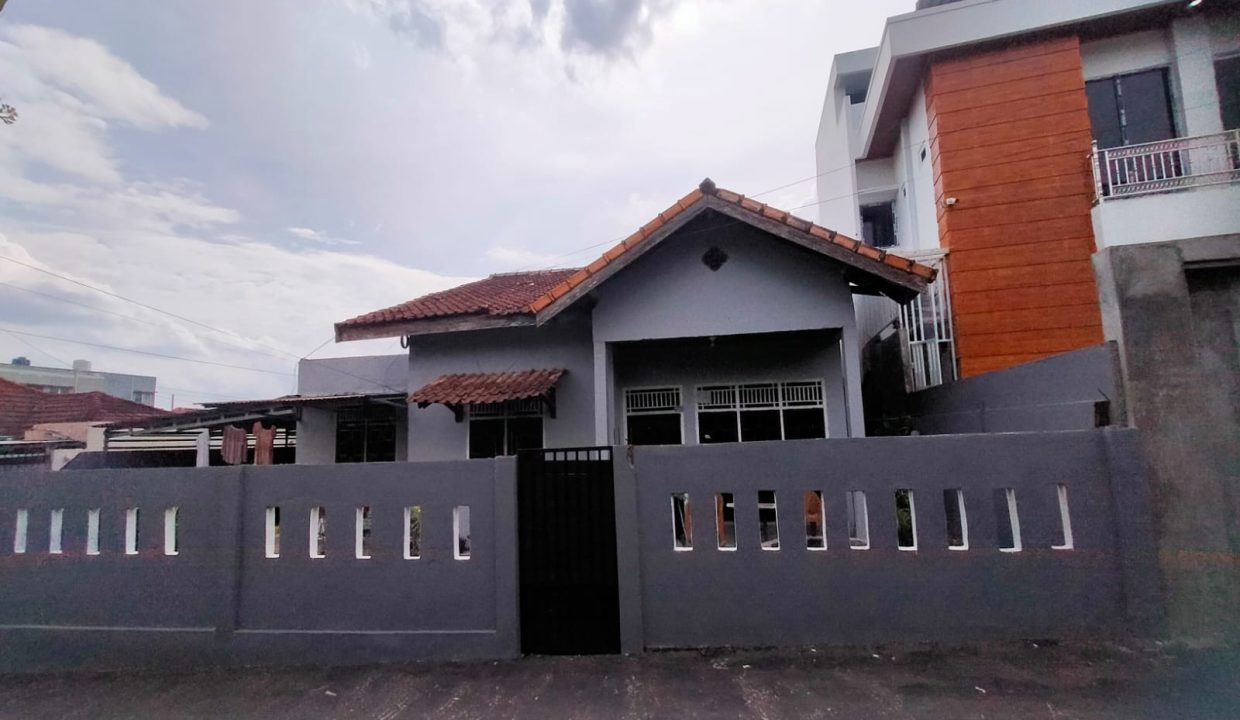 RUMAH JALAN PIPA REJA PALEMBANG (1,6)