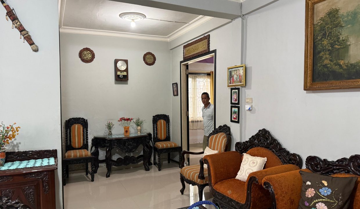 DIJUAL RUMAH FURNISH JALAN FAQIH USMAN PALEMBANG (1)