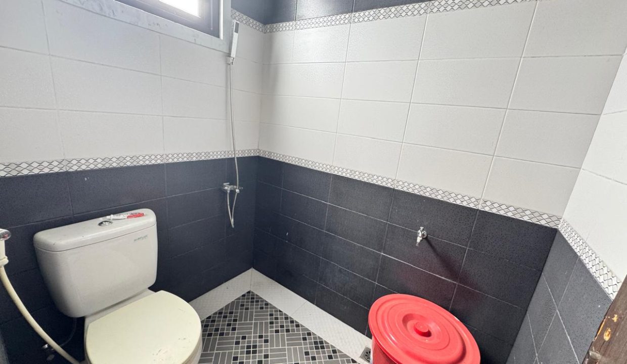 DIJUAL RUMAH JALAN KOPRAL RAMIN (12)