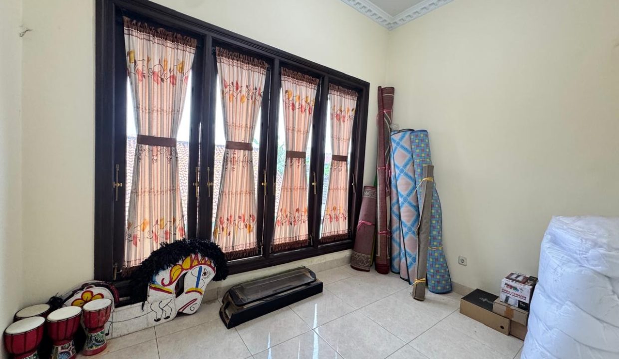 DIJUAL RUMAH JALAN KOPRAL RAMIN (8)