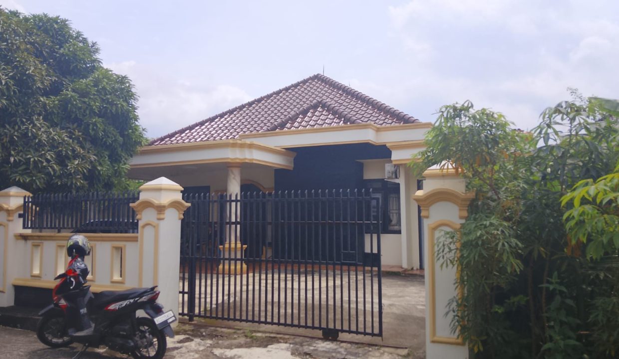 DIJUAL RUMAH JALAN SUKABANGUN I PALEMBANG (1,5)