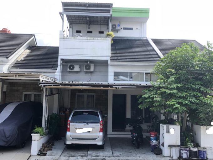 DIJUAL RUMAH 2 LANTAI SIAP HUNI KOMPLEK KM 10 PALEMBANG