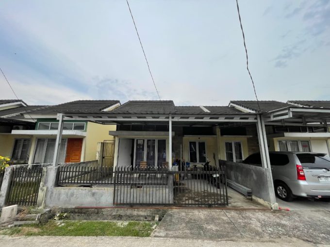 DIJUAL RUMAH KOMPLEK OPI REGENCY 2 JAKABARING PALEMBANG