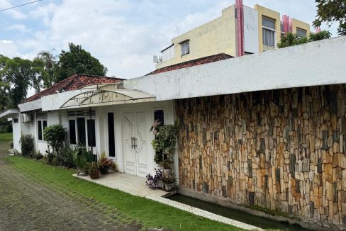 DIJUAL TANAH BONUS RUMAH JALAN PARAMESWARA PALEMBANG (0)