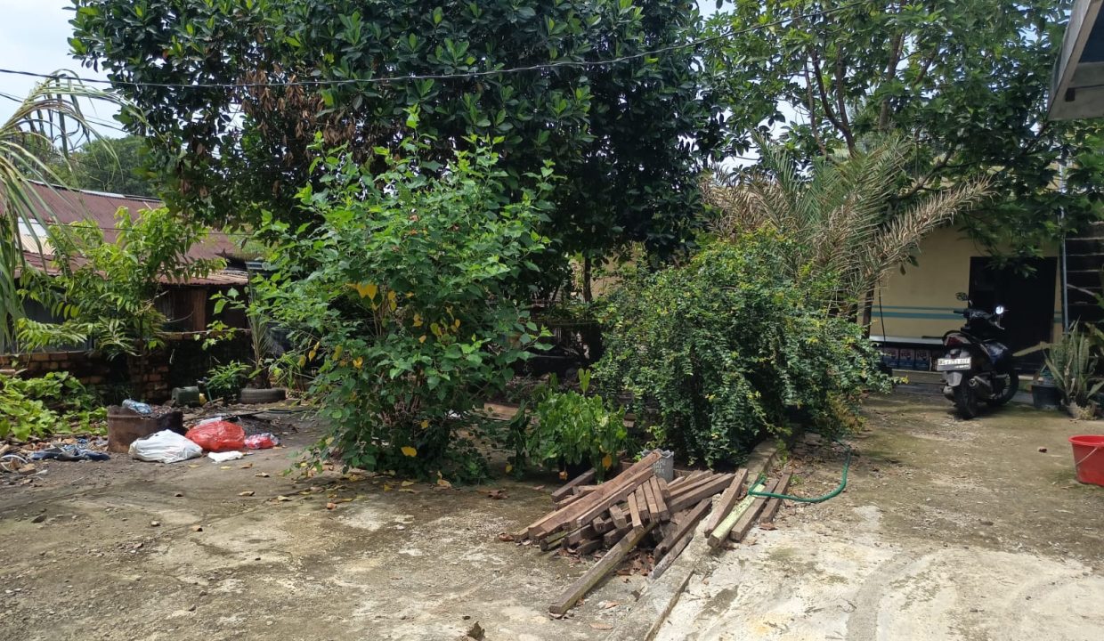 DIJUAL RUMAH HALAMAN LUAS BONUS KOS KOSAN SUKABANGUN PALEMBANG (5)