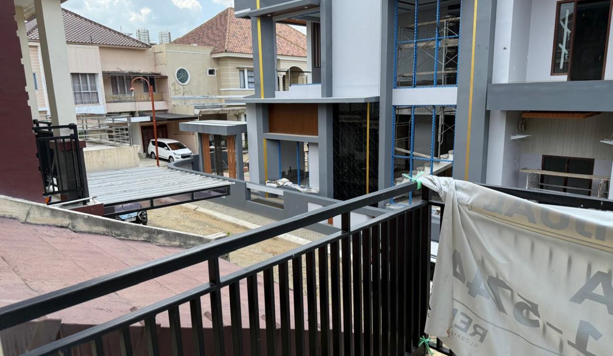DIJUAL RUMAH KOMPLEK BHL EVERGREEN PALEMBANG (2)